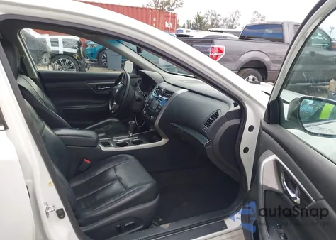 2015 Nissan Altima 2.5 Sl z USA, uszkodzony, nr VIN 1N4AL3AP8FN899734